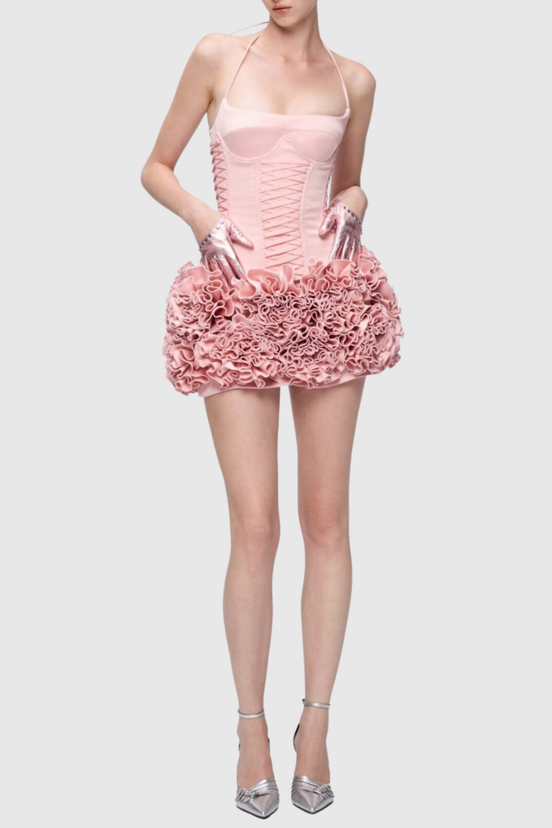 Well Tailored Garment with a Graceful Silhouette