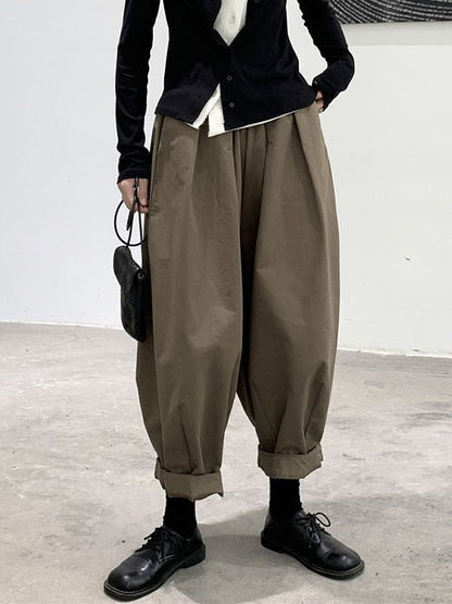 Effortlessly Elegant Pants with a Timeless Design