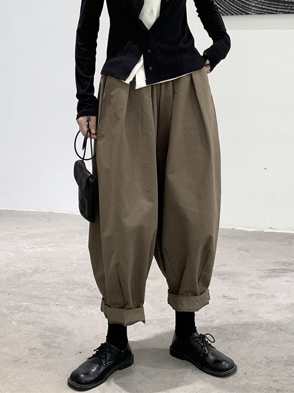 Effortlessly Elegant Pants with a Timeless Design