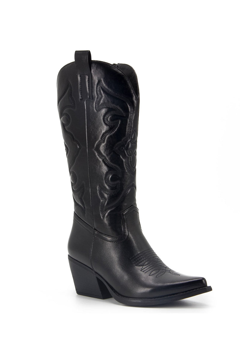 Elegantly Styled Boots for Everyday Wear