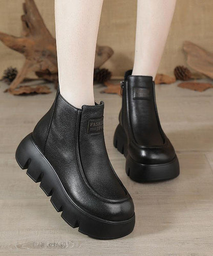 Polished Boots with an Effortless Classic Look