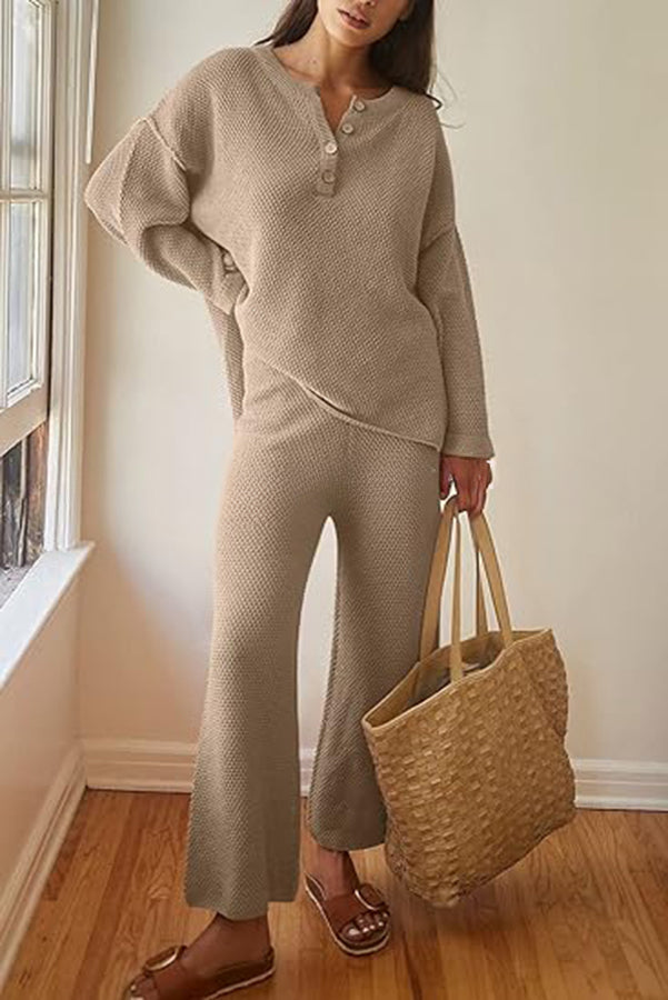 Beautifully Finished Top in a Timeless Design