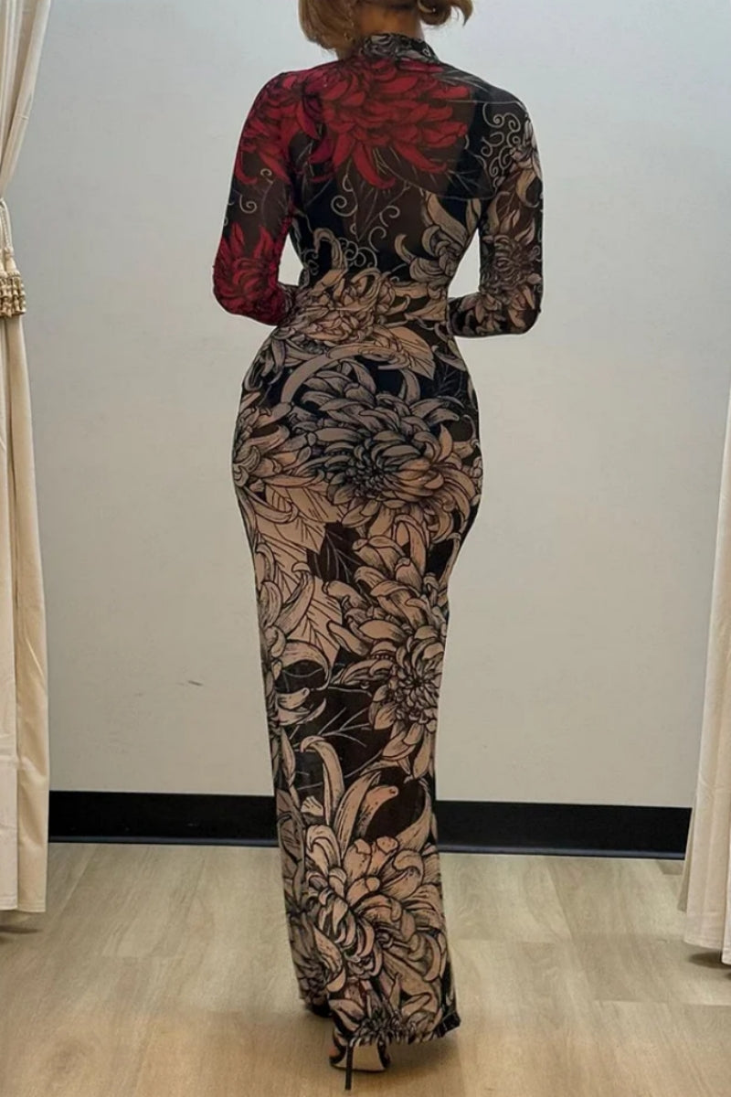 Well Tailored Dress with a Graceful Silhouette