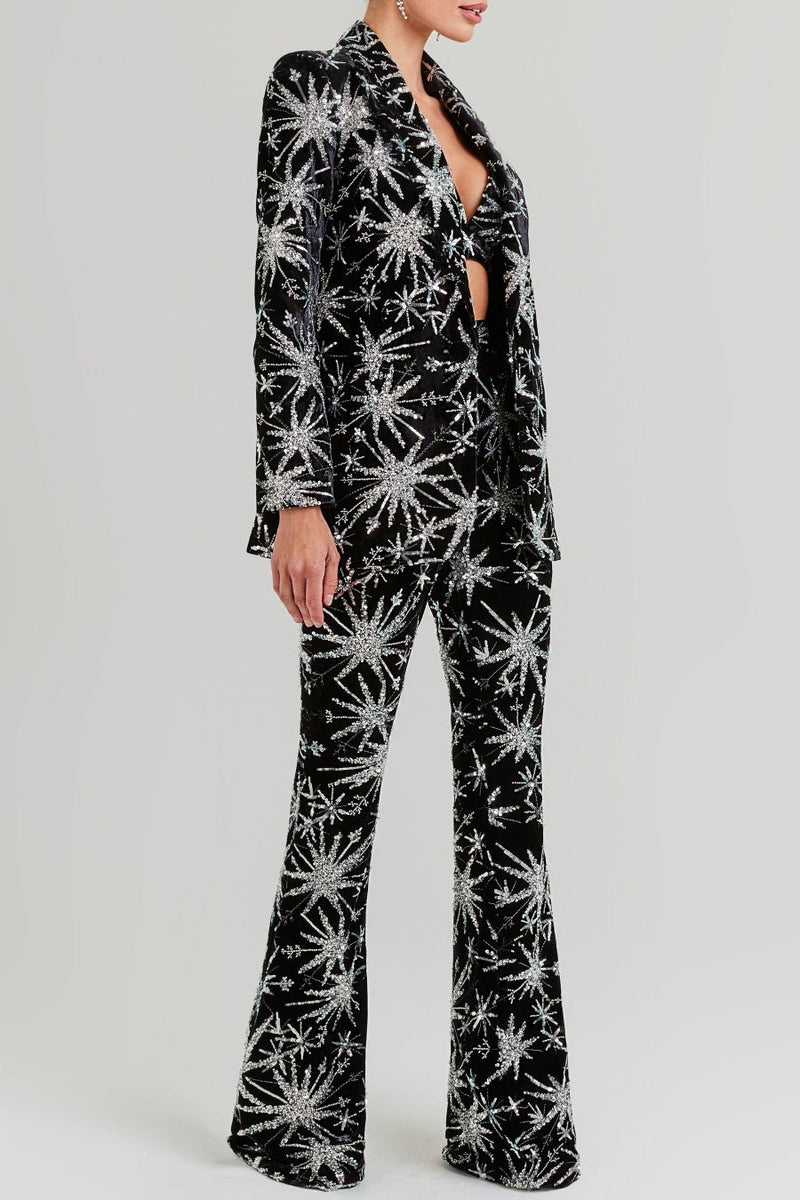 Sophisticated Garment with a Clean Classic Look