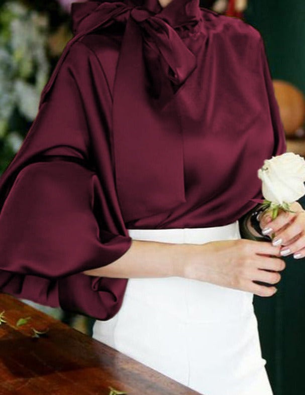 Effortlessly Elegant Blouse with a Timeless Design