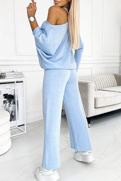 Elegantly Styled Pullover for Everyday Wear
