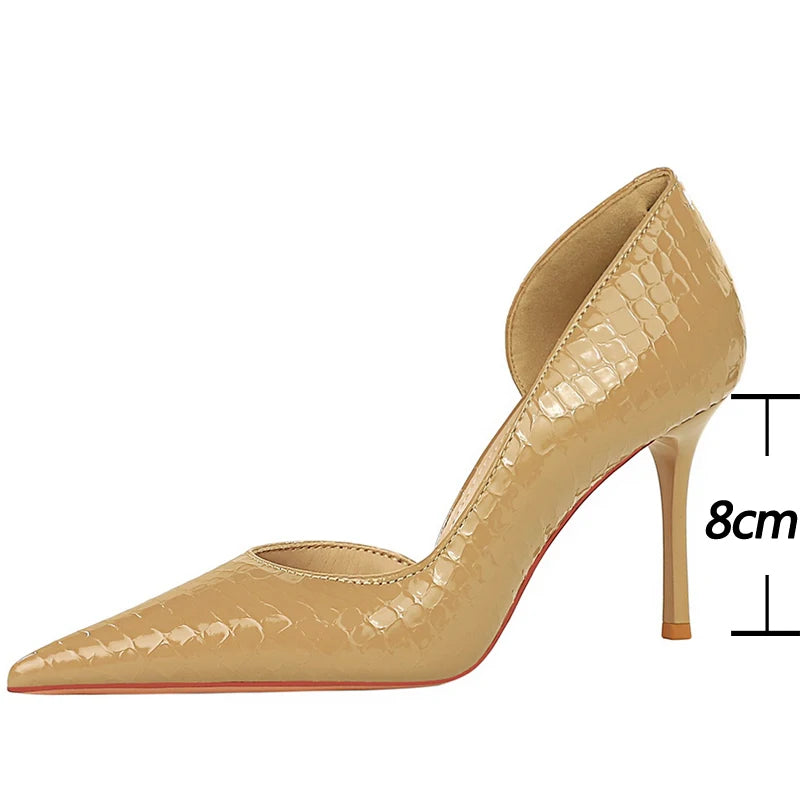 Elegantly Styled Garment for Everyday Wear