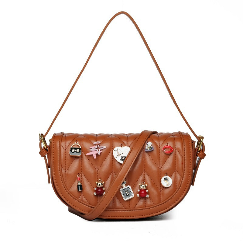 Well Tailored Bag with a Graceful Silhouette