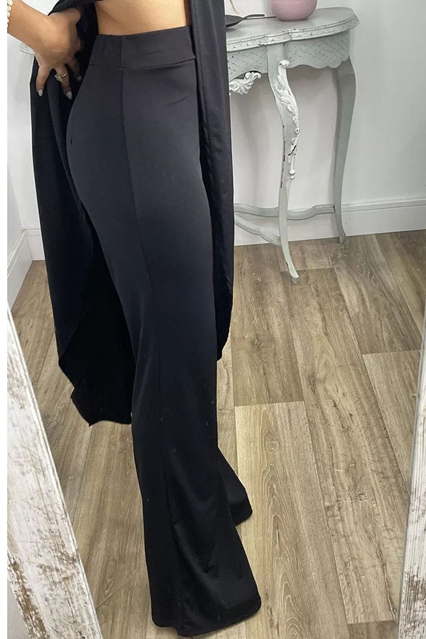 Effortlessly Elegant Pants with a Timeless Design