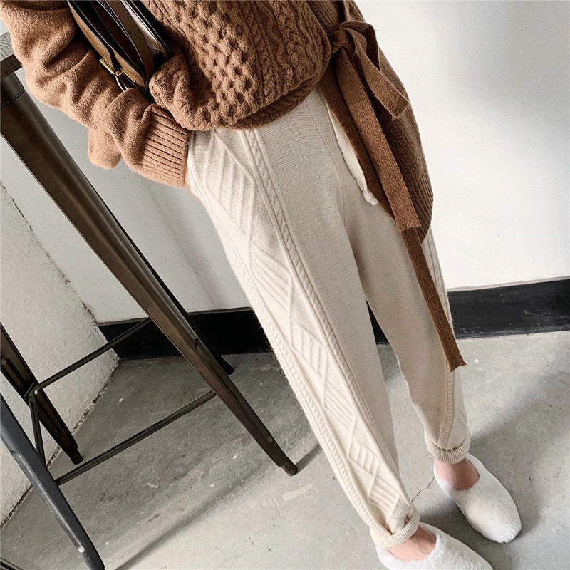 Beautifully Finished Pants in a Timeless Design