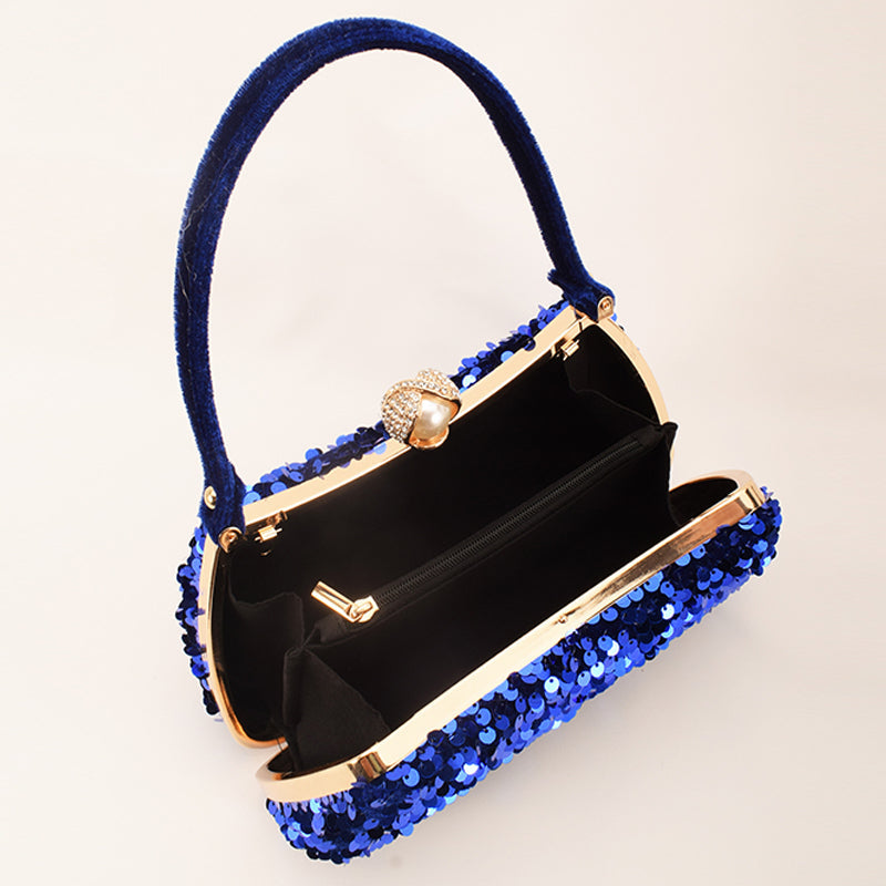 Beautifully Finished Bag in a Timeless Design
