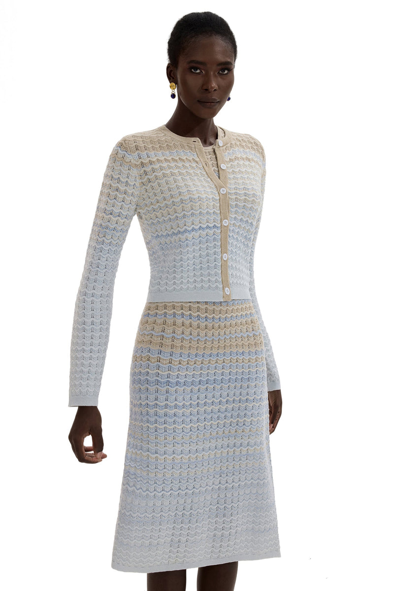 Well Tailored Coat with a Graceful Silhouette
