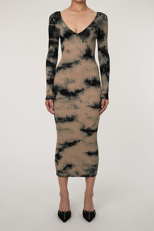 Effortlessly Elegant Sweater with a Timeless Design