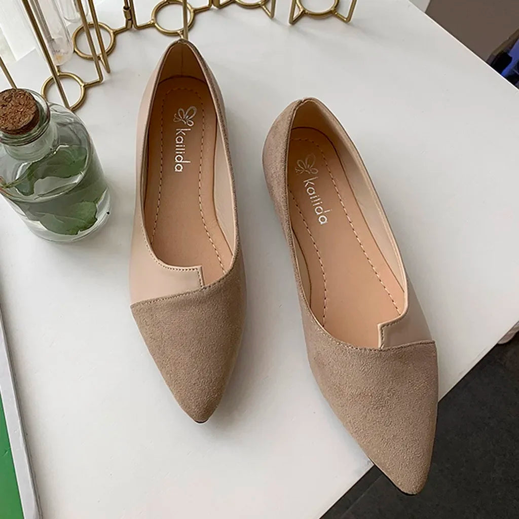 Effortlessly Elegant Shoes with a Timeless Design