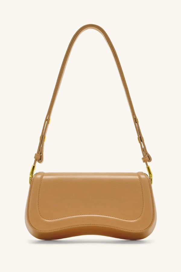Effortlessly Elegant Garment with a Timeless Design