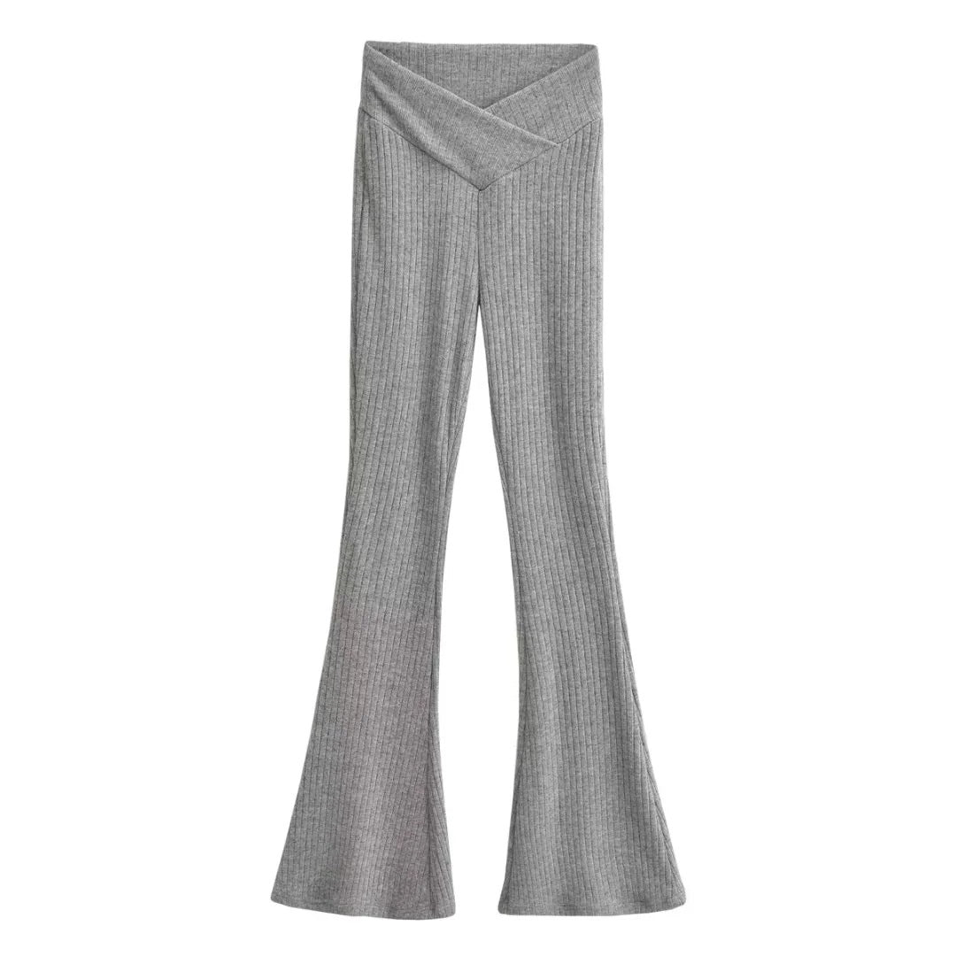 Beautifully Finished Pants in a Timeless Design