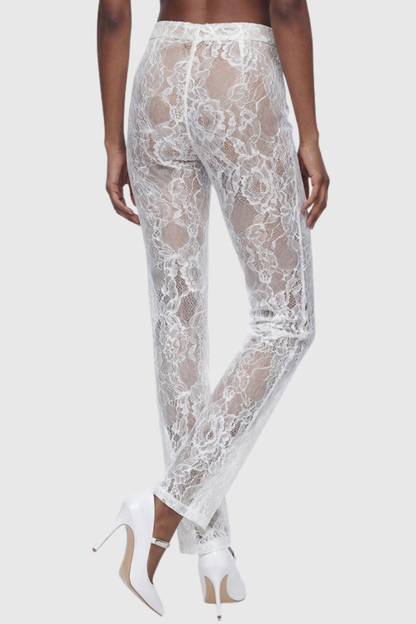 Classic Vintage Pants with a Flattering Fit
