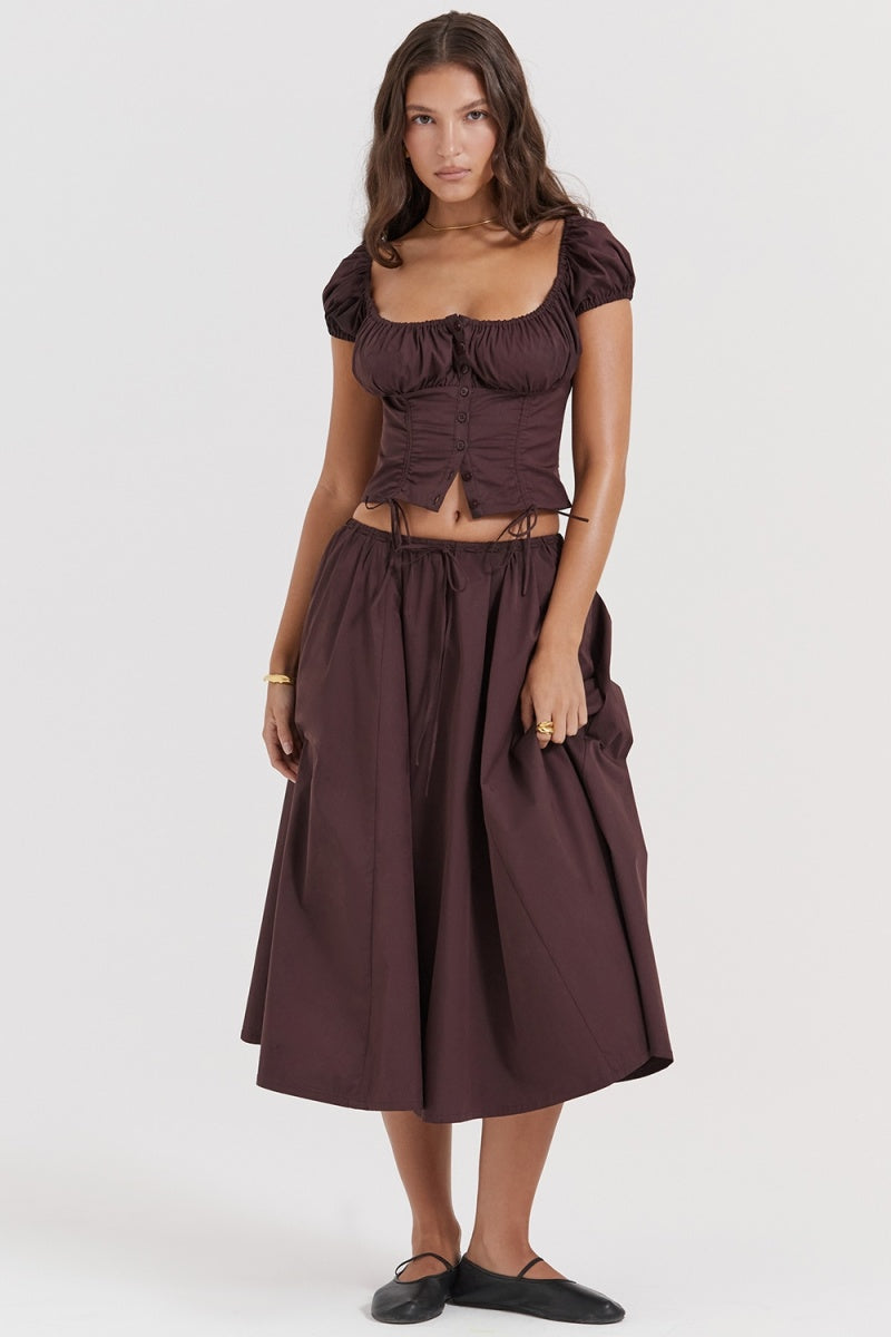 Well Tailored Garment with a Graceful Silhouette
