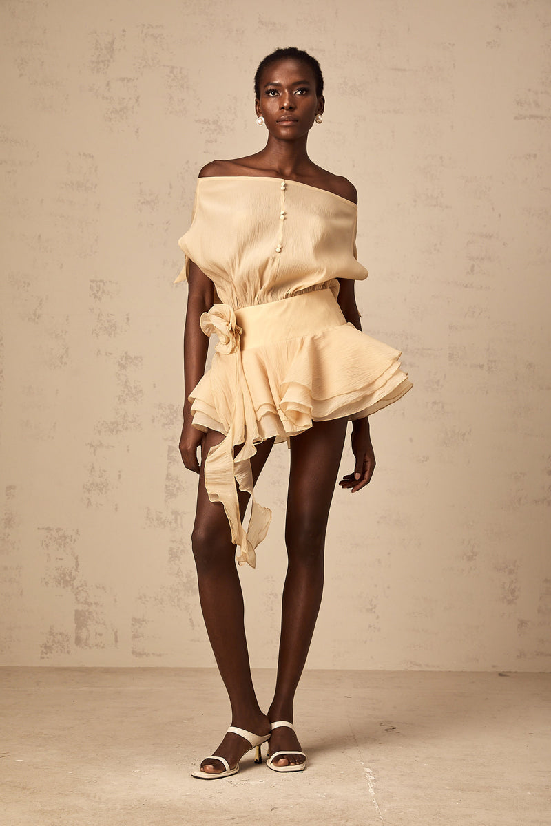 Beautifully Crafted Dress in a Classic Style