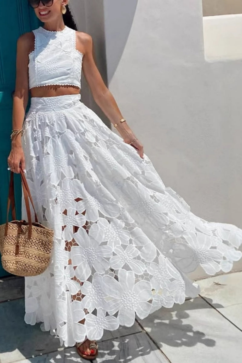 Well Tailored Garment with a Graceful Silhouette