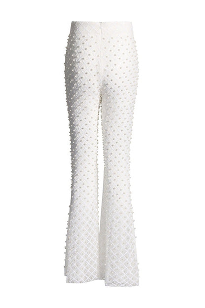 Effortlessly Elegant Pants with a Timeless Design