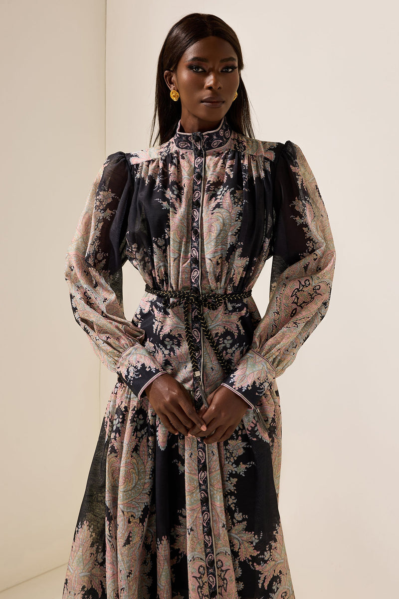 Classic Vintage & Enduringly Stylish Dress