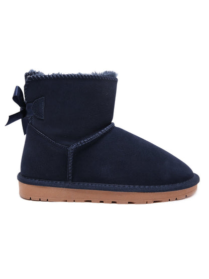 Polished Boots with an Effortless Classic Look