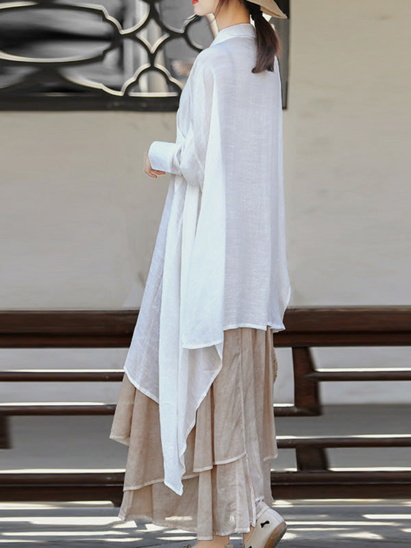Well Tailored Blouse with a Graceful Silhouette