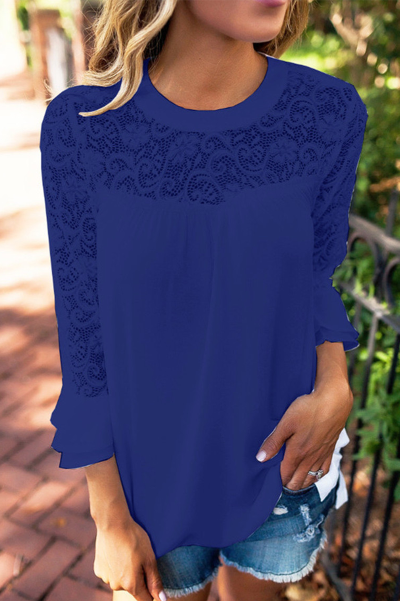 Effortlessly Elegant Top with a Timeless Design