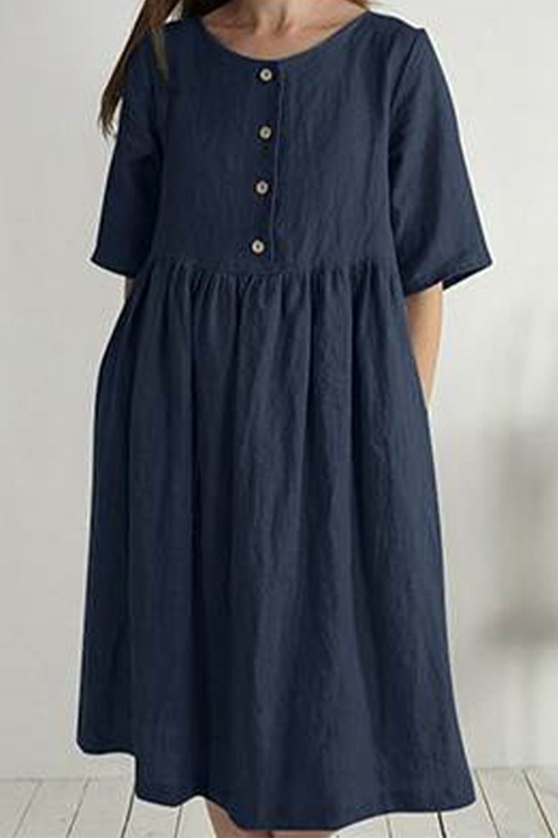 Well Tailored Dress with a Graceful Silhouette