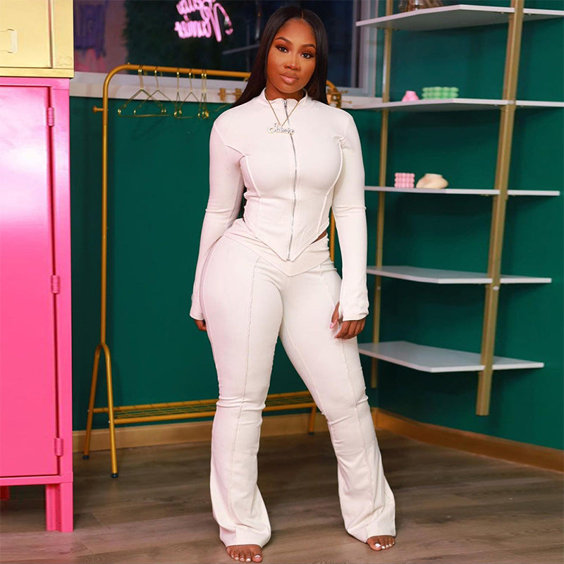 Well Tailored Pants with a Graceful Silhouette