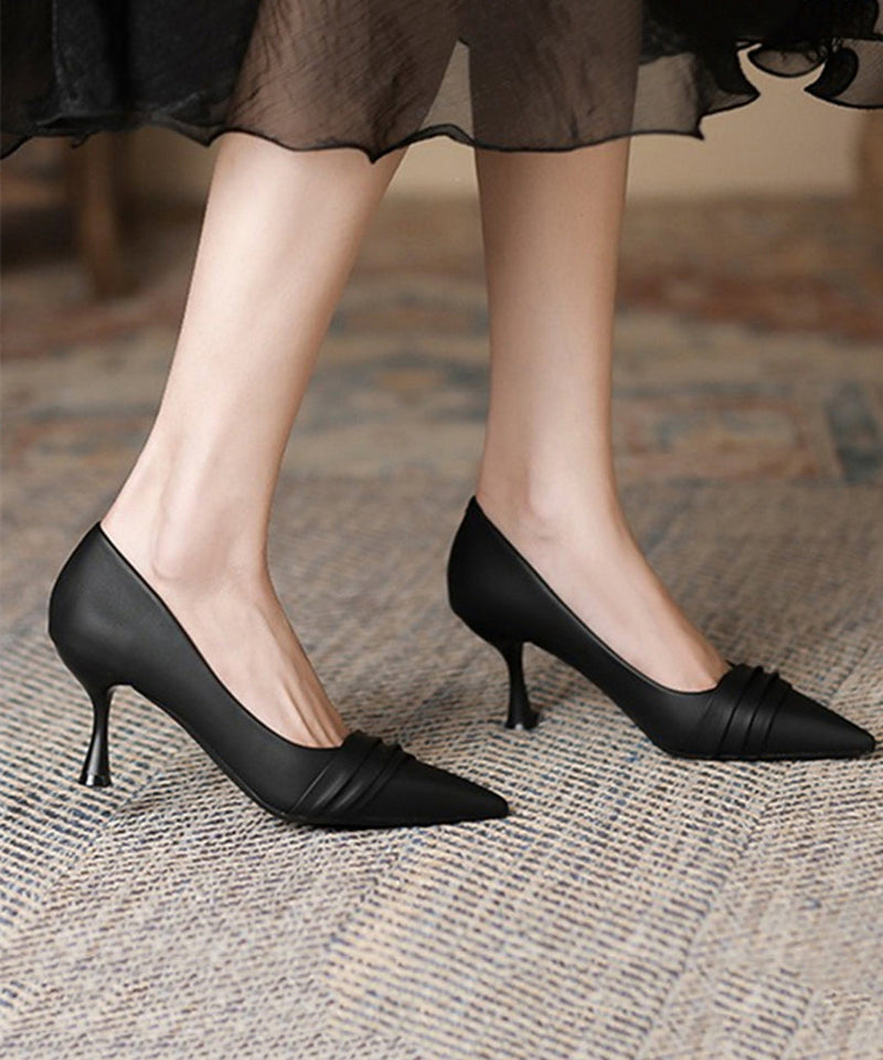 Beautifully Finished Heels in a Timeless Design