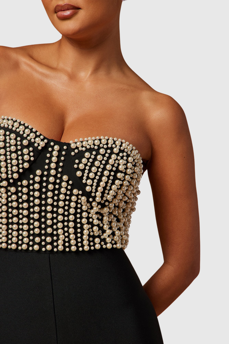 Beautifully Crafted Garment in a Classic Style