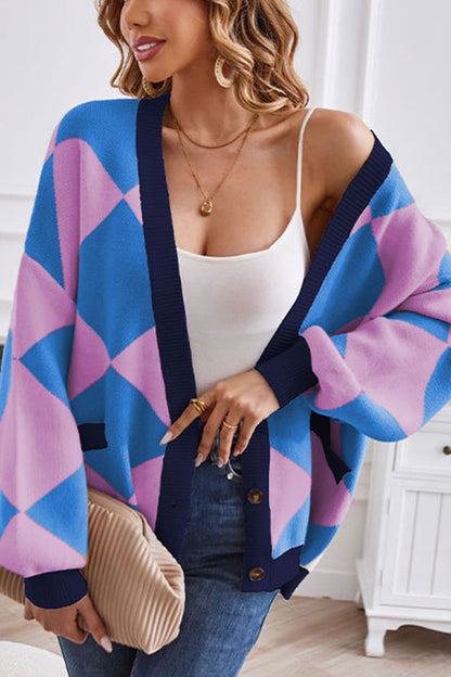 Well Tailored Cardigan with a Graceful Silhouette