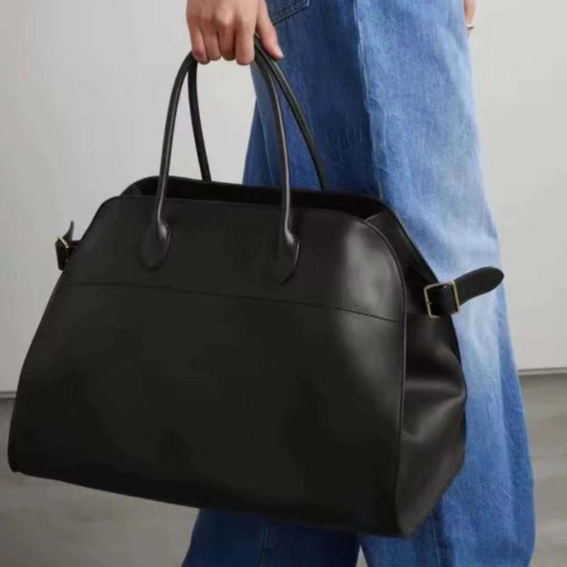 Polished Bag with an Effortless Classic Look