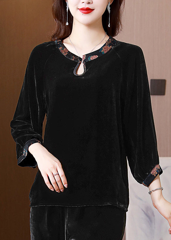 Well Tailored Shirt with a Graceful Silhouette