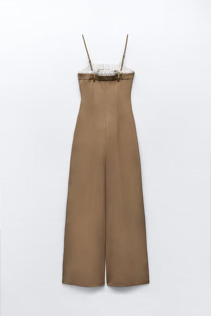 Effortlessly Elegant Garment with a Timeless Design