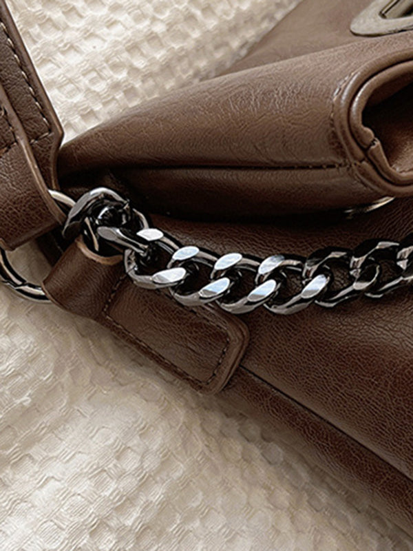 Beautifully Finished Bag in a Timeless Design