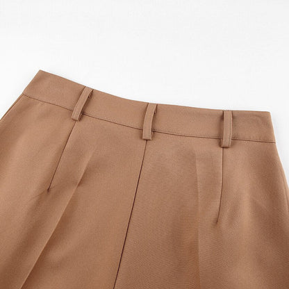 Elegantly Styled Pants for Everyday Wear