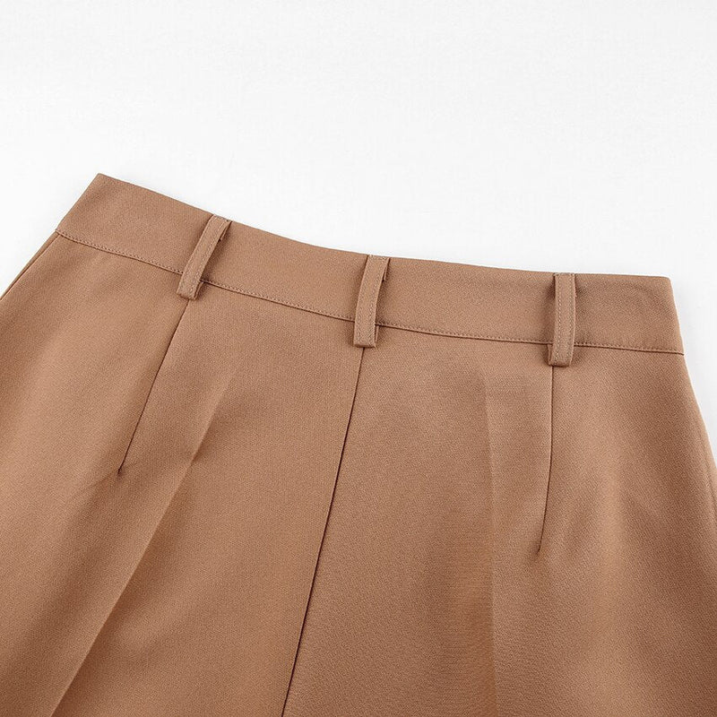 Gracefully Styled Pants for Any Occasion
