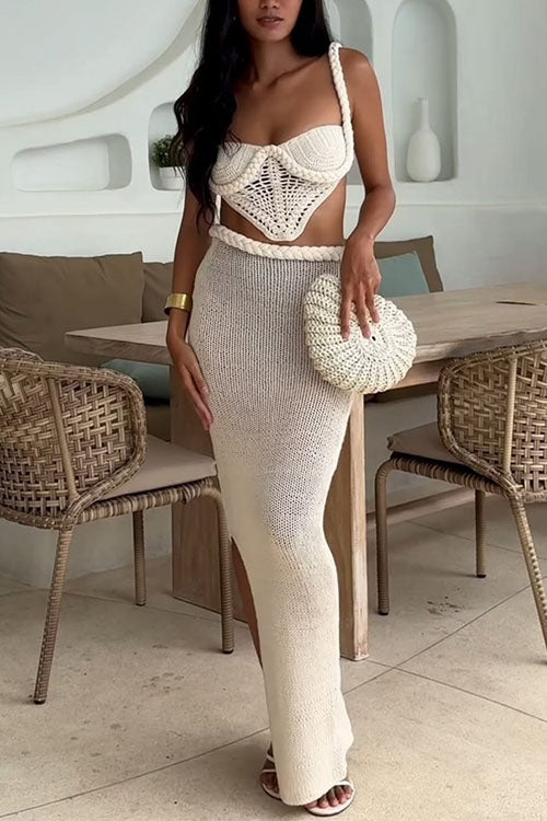 Gracefully Styled Garment for Any Occasion