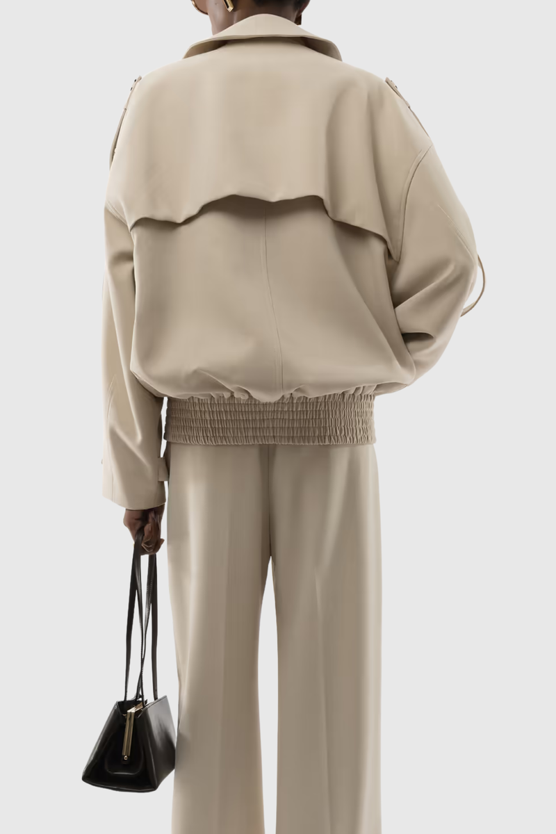Elegantly Styled Jacket for Everyday Wear