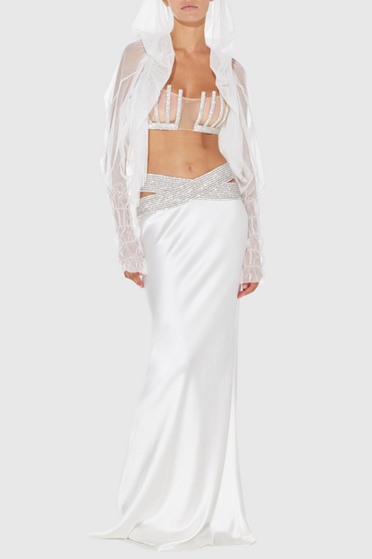 Well Tailored Garment with a Graceful Silhouette