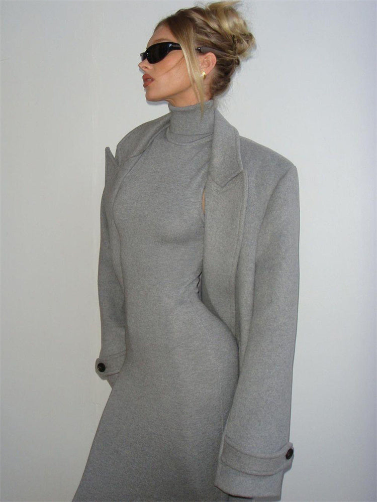Well Tailored Dress with a Graceful Silhouette