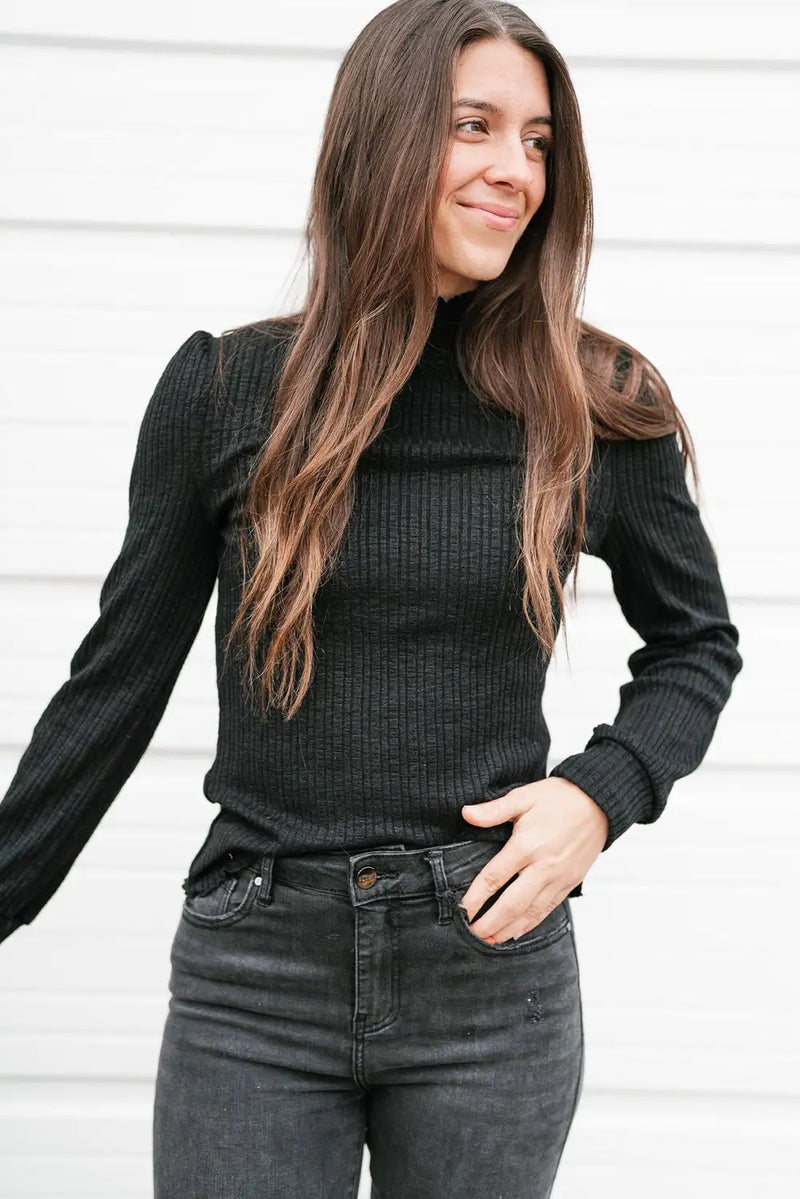 Effortlessly Elegant Top with a Timeless Design