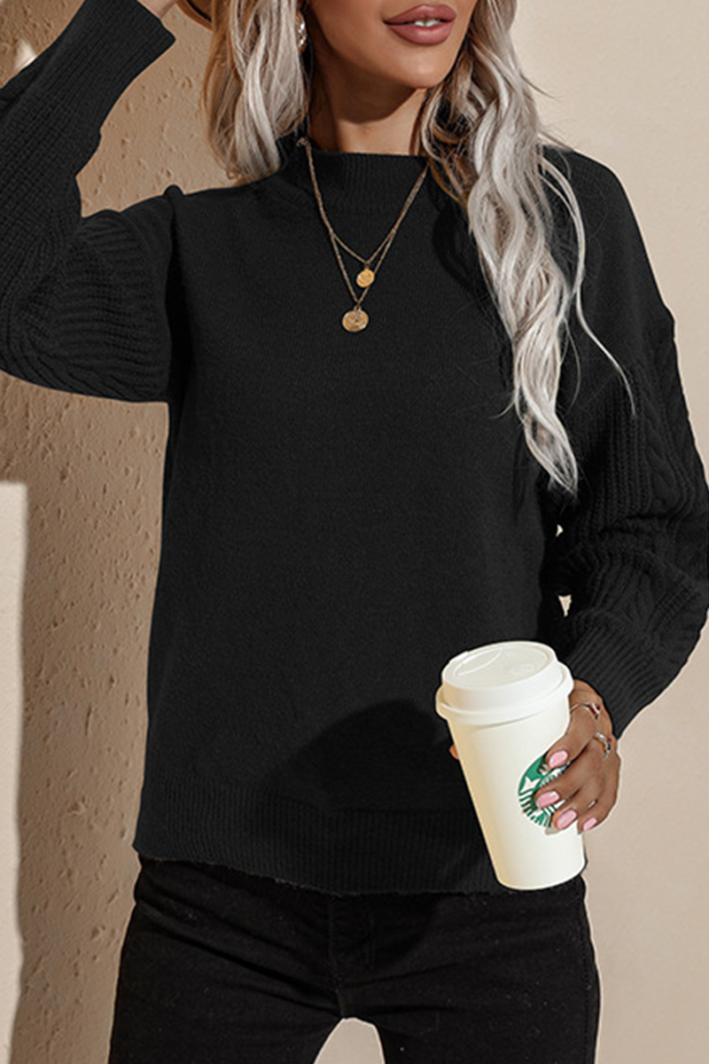 Effortlessly Elegant Top with a Timeless Design