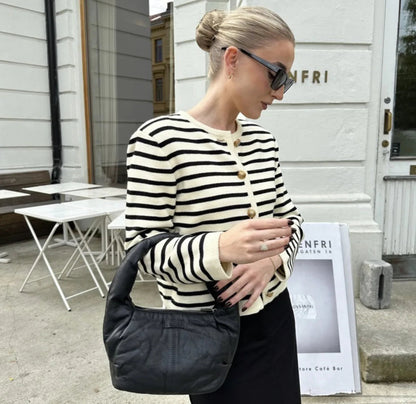 Effortlessly Elegant Garment with a Timeless Design