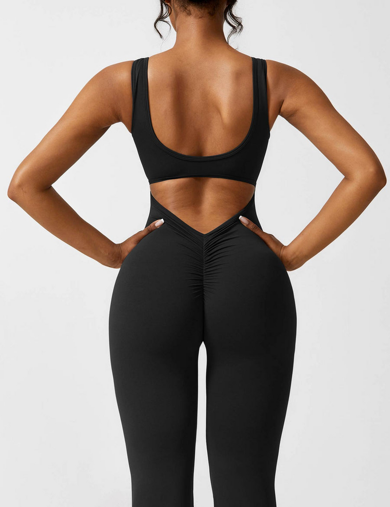 Sophisticated Garment with a Clean Classic Look