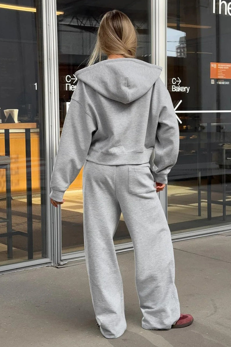 Elegantly Styled Pants for Everyday Wear