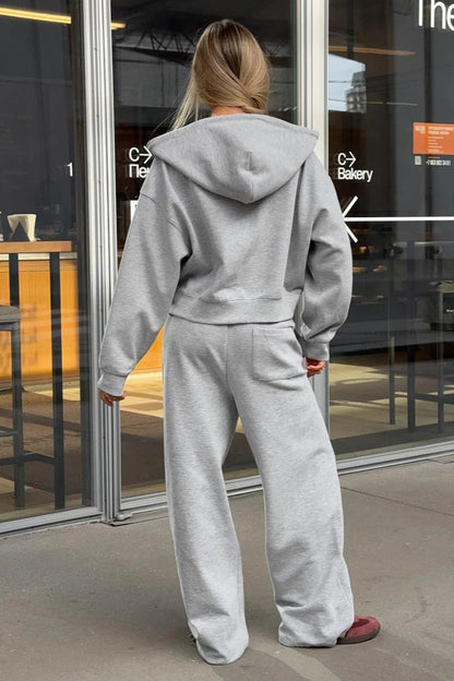Elegantly Styled Pants for Everyday Wear